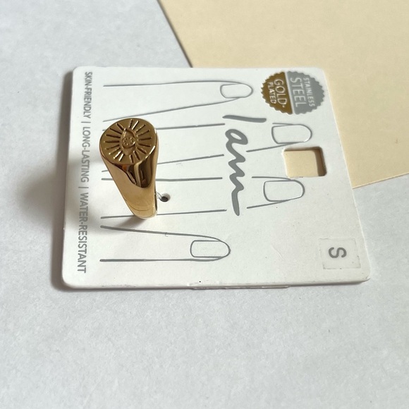 🏷️ stainless steel & gold plated eye 👁️ ring - Picture 4 of 10